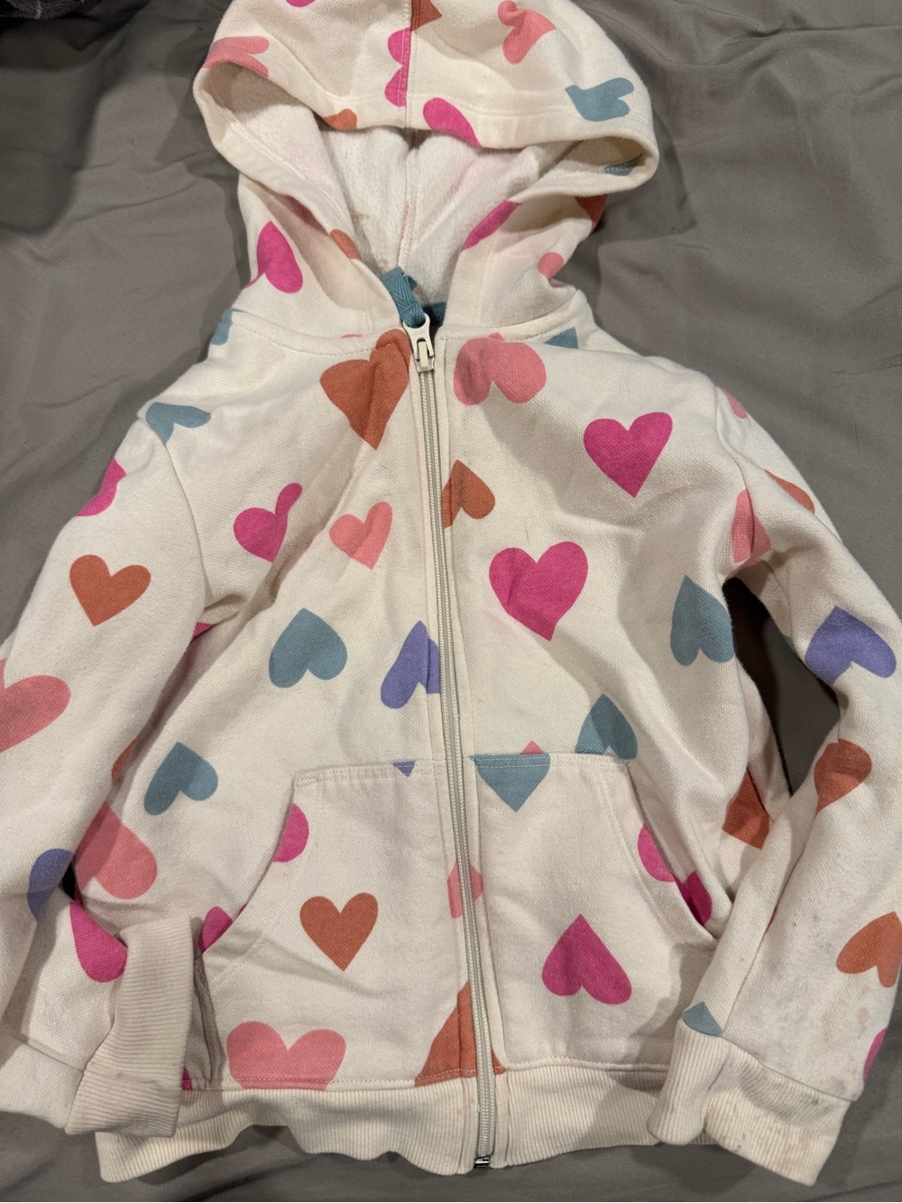 Girls xs 4/5 cat & Jack Cream Hooded Zip-Up Sweatshirt with Multicolor Heart